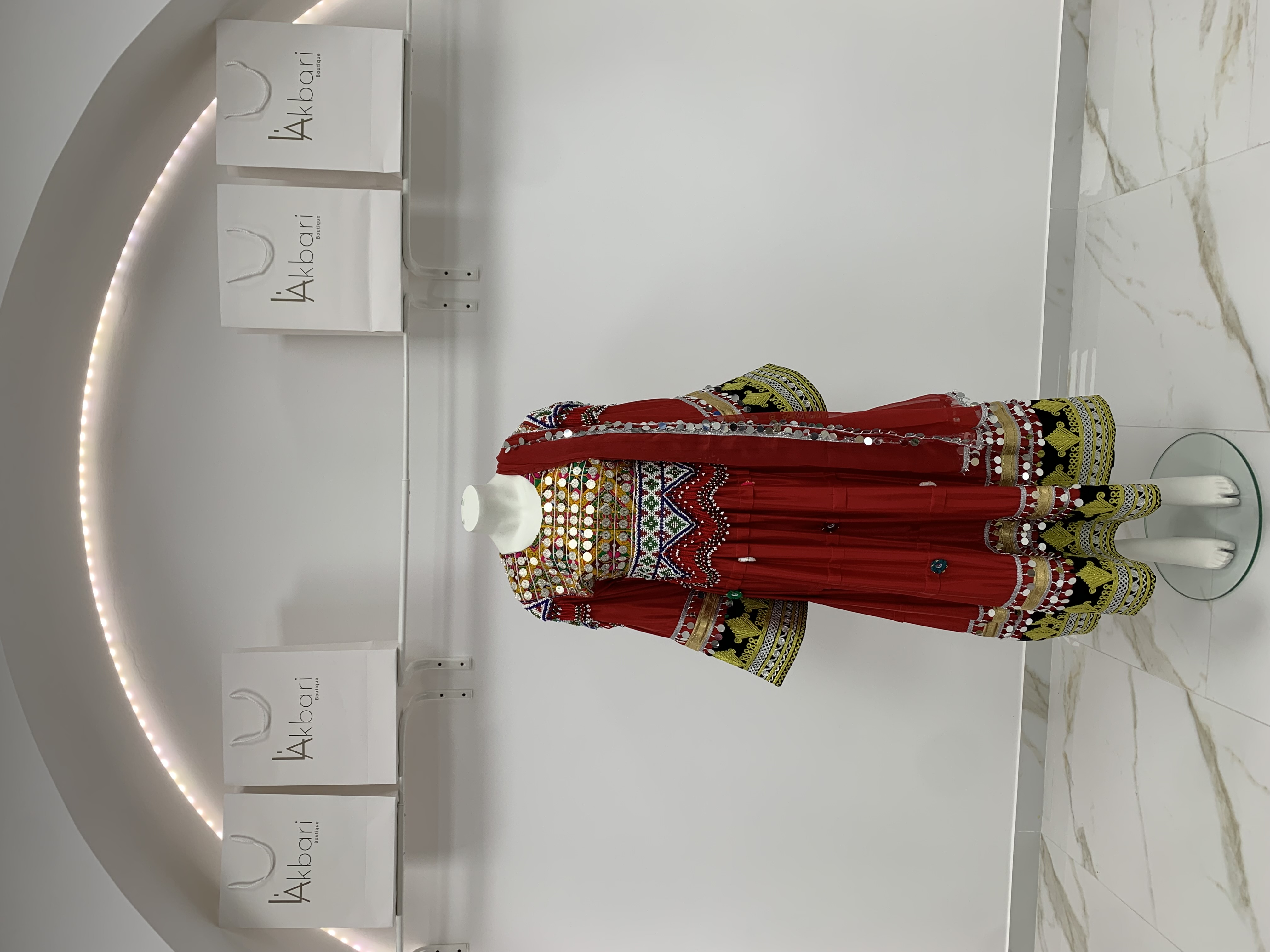 Traditionele Afghaanse jurk - voorkant